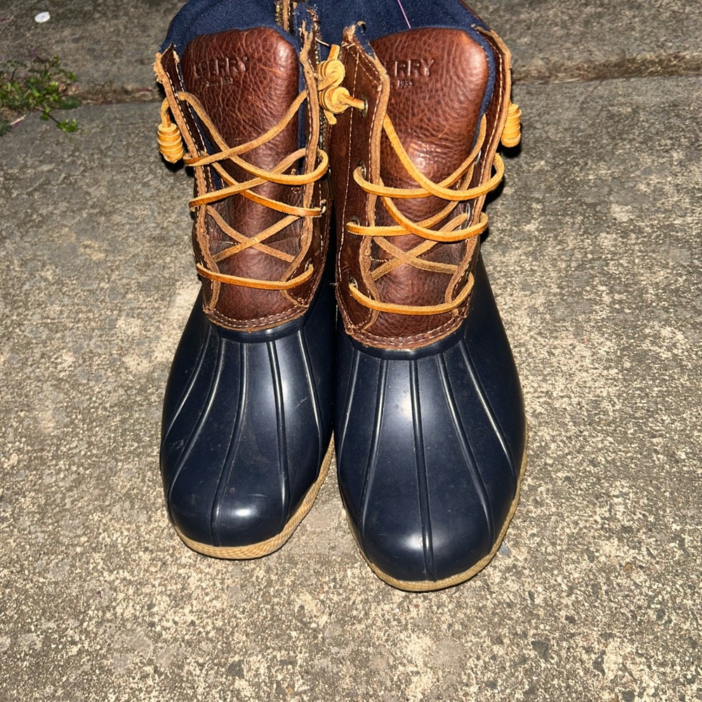 Sperry Women’s/ Men’s Brown and Black Duck Boots